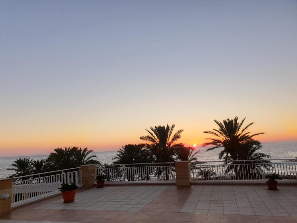 Klorakas Sea Base Holiday Apartments מראה חיצוני תמונה