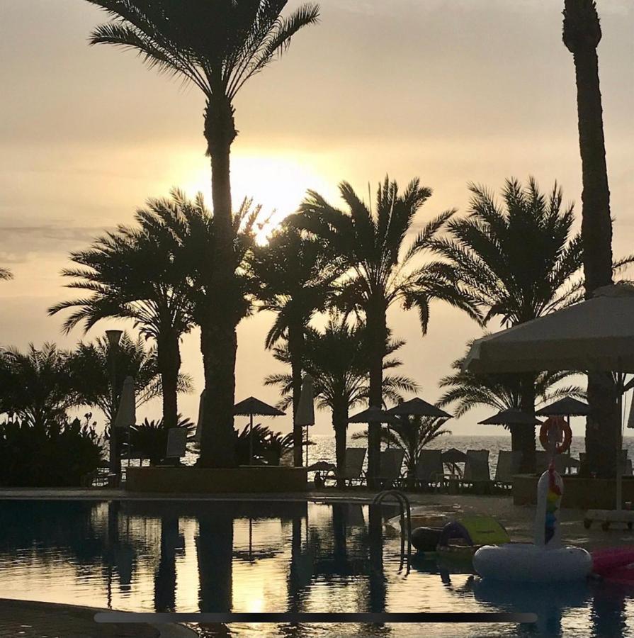 Klorakas Sea Base Holiday Apartments מראה חיצוני תמונה