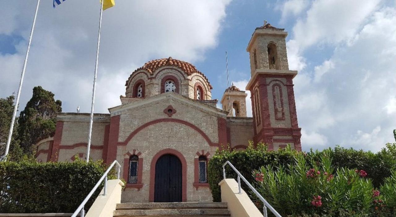 Klorakas Sea Base Holiday Apartments מראה חיצוני תמונה